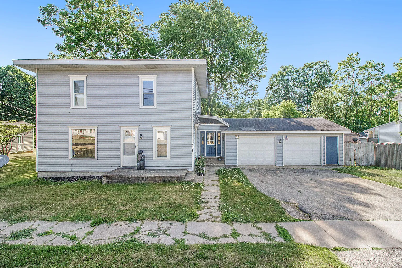 208 N Webster St photo 1