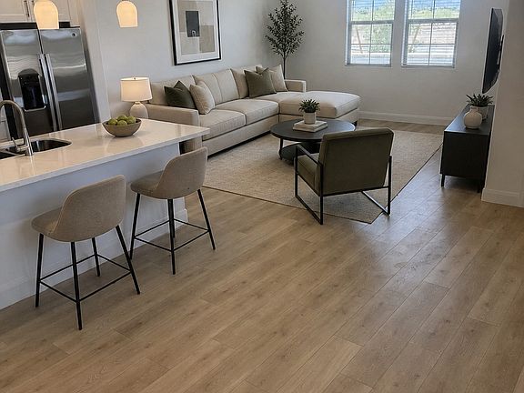 4th image of 13975 W Luke Pkwy #106