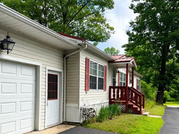 3-bedroom 55+ community home in NH