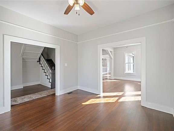2nd image of 408 E Merry Ave