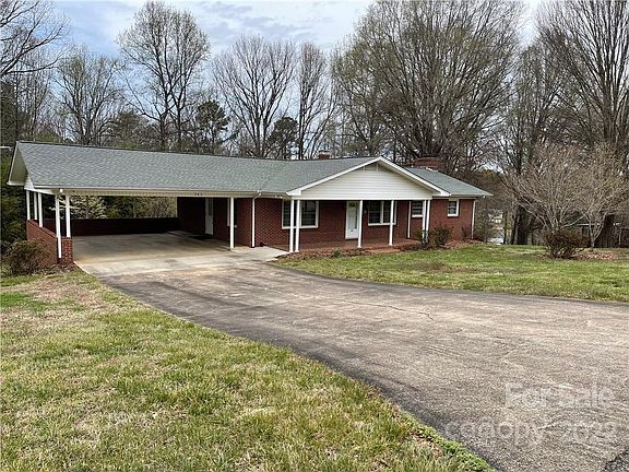 2nd image of 341 27th Street Dr NE