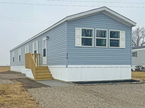 14876 Washington Rd Trlr 170, West Burlington, IA 52655