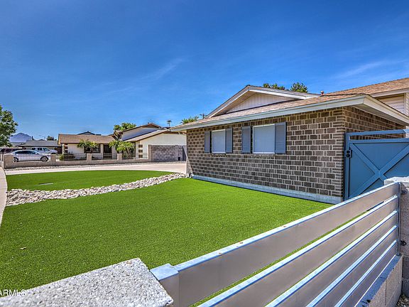 3rd image of 8720 E SAN MIGUEL Avenue