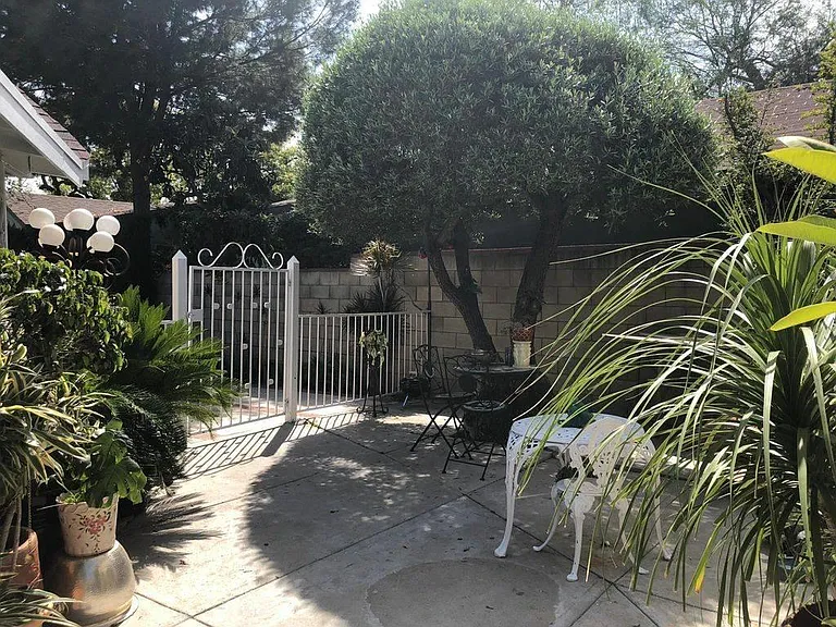 3583 E Del Mar Blvd — Photo 2