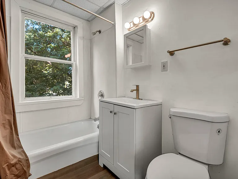10515 Greenlawn Ave #1 — Photo 14