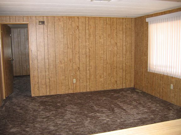 2nd image of 578 Malibu Cir N