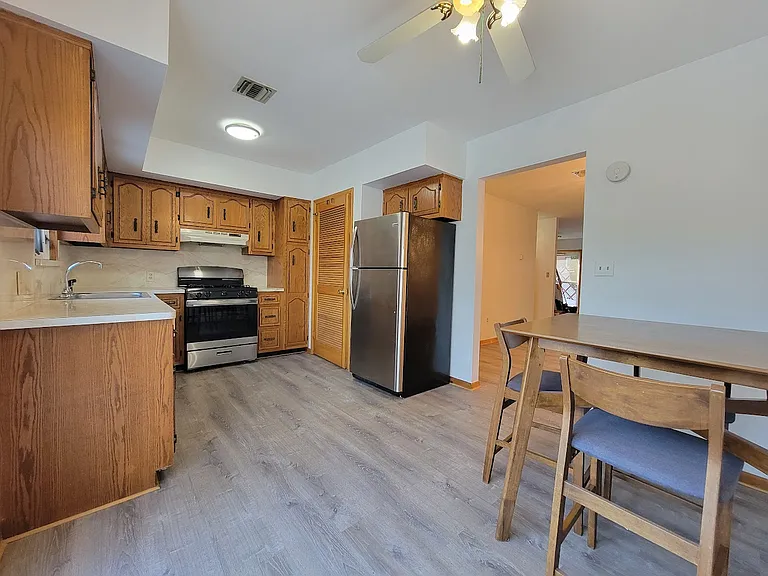 Eat in Kitchen