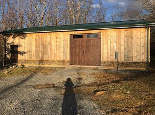 331 S Westview Ln, Ghent, WV 25843