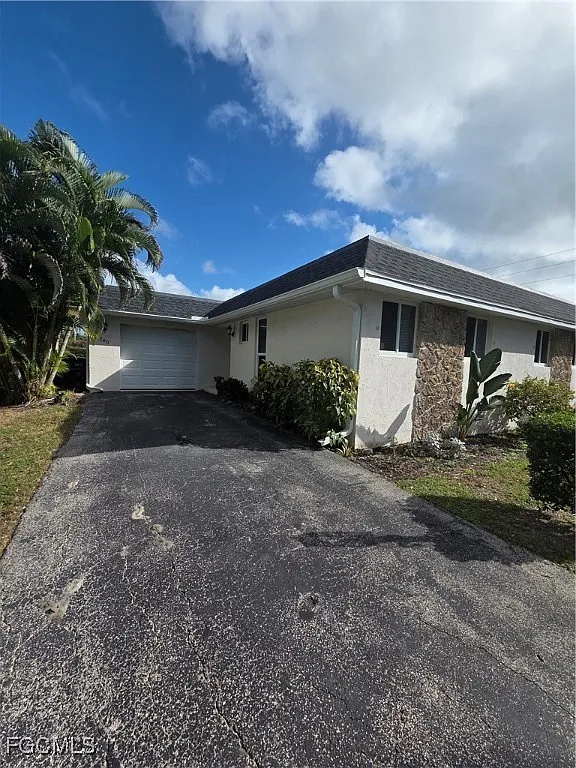 2 bed, 2.0 bath, 1325 sqft, $2,500 — Photo 1