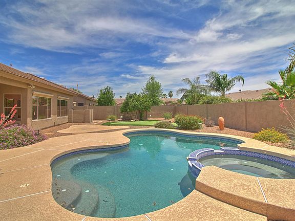 3rd image of 5251 E Michelle Dr