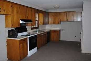 4th image of 1349 Hillcrest Dr