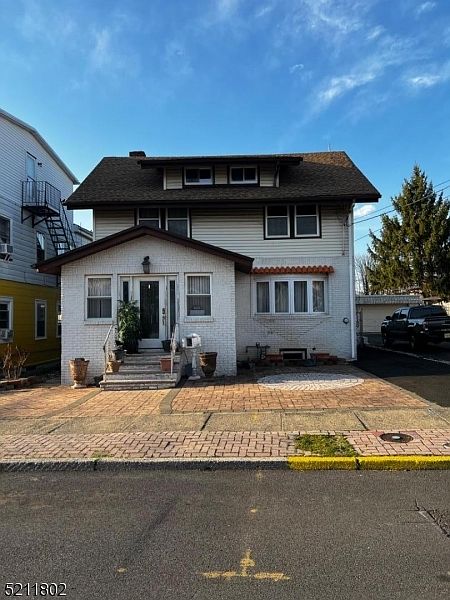 1st image of 23 Coe Ave