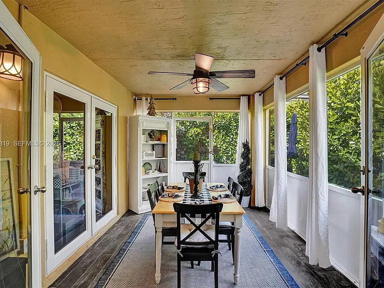 1479 Sunset Way — Photo 30