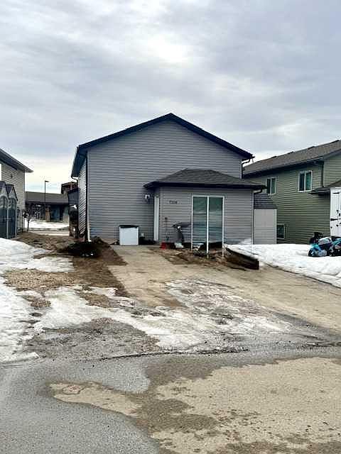 2nd image of 7306 S 114th St