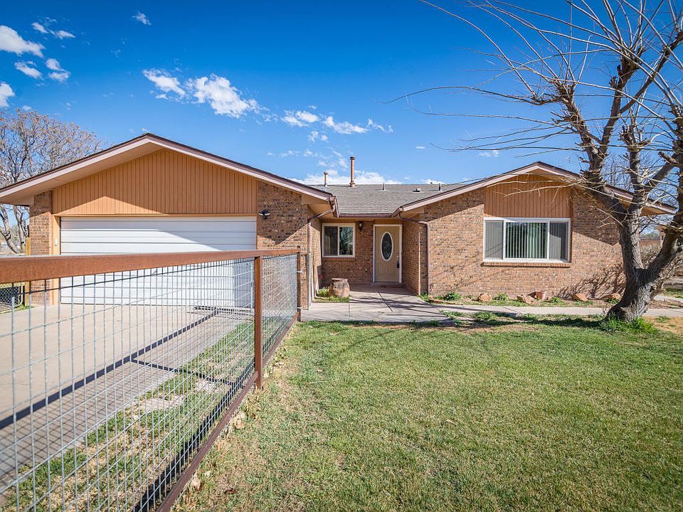 1st image of 8 Park Ln