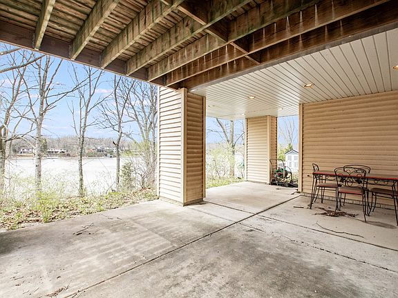 4th image of 1588 Lake Holiday Dr