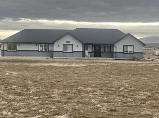 18 Lawndale Ct, Spring Creek, NV 89815