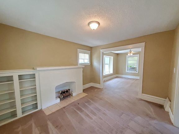 3rd image of 3522 Agnes Ave