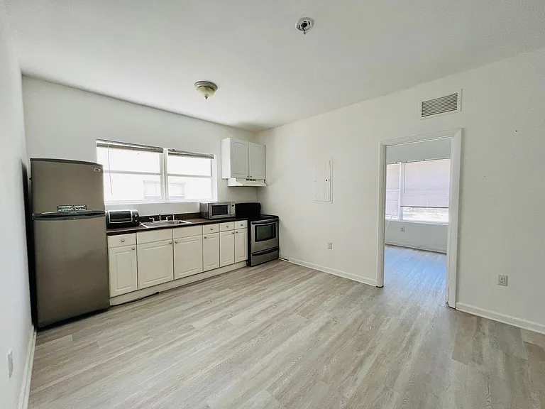 578 NE 63rd St #2 — Photo 3