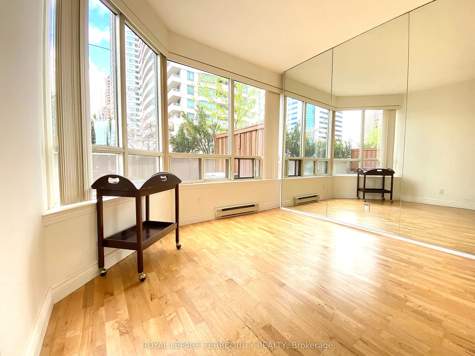 3 bed, $3,600 — Photo 2