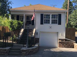 318 Old Mc Cloud Rd, Mount Shasta, CA 96067