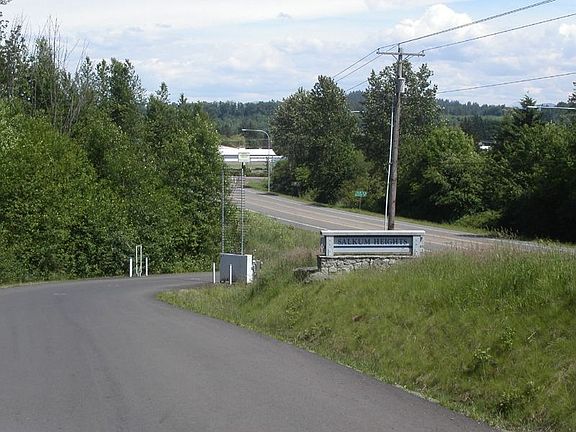 5th image of 143 Rainier Dr