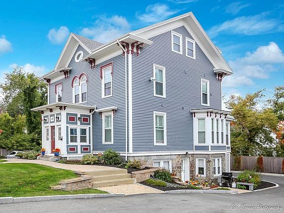 3rd image of 107 Highland Ave #8