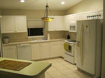 3rd image of 2228 SW 11th Ct