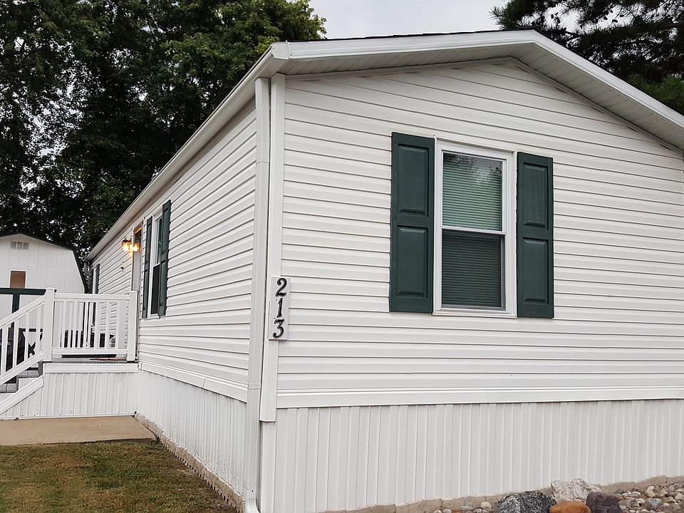 1st image of 213 N Pecan Ct