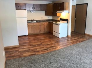 1108 27th Ave S APT 6, Grand Forks, ND 58201