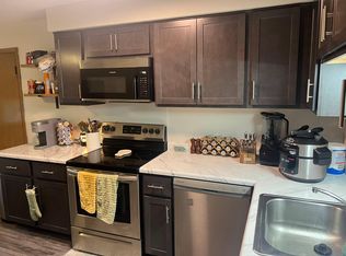 2303 2nd St SW, Cedar Rapids, IA 52404