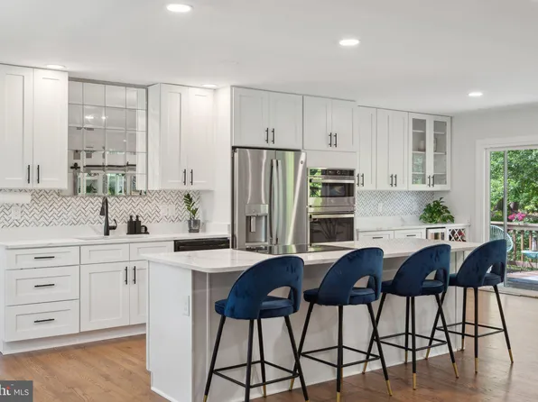 3426 Bedivere Ct, Annandale, VA 22003