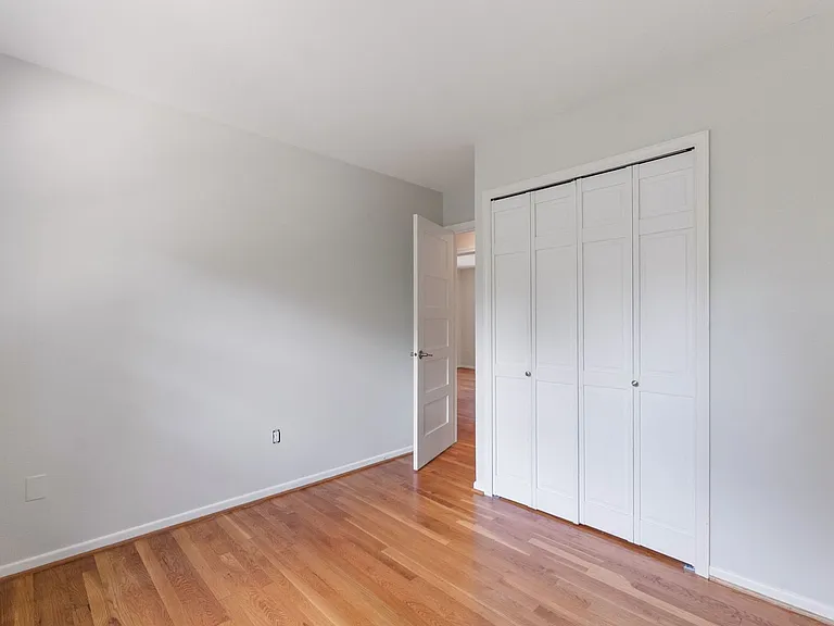 1731 Tamerisk Ct — Photo 10