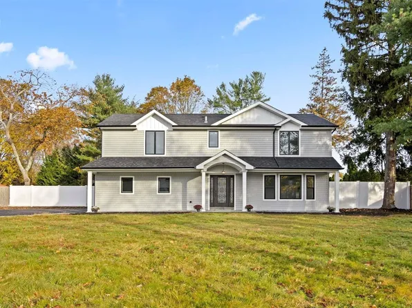 24 Wood Sorrell Lane, East Northport, NY 11731