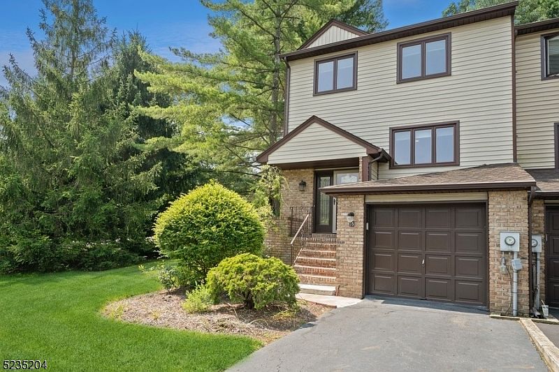 35 Stockton Ct, Morris Plains, NJ 07950 Zillow