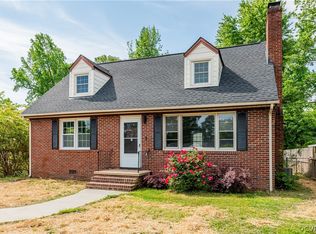 3004 Oak Ln, Hopewell, VA 23860