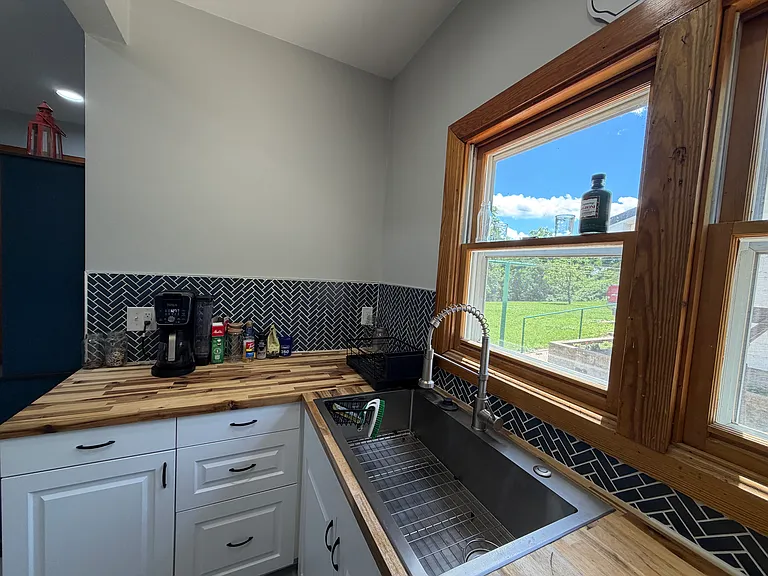 1030 Riverview St — Photo 14