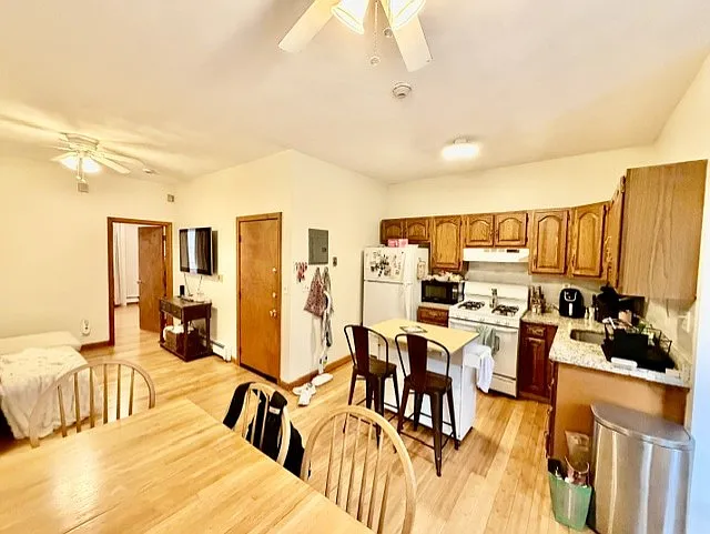 182 Salem St #4 — Photo 4