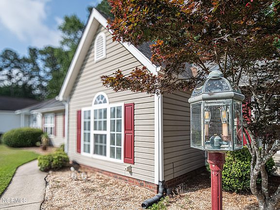 3rd image of 1104 Pamela Drive