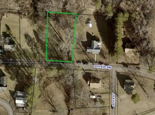 56 19th Ave SW, Hickory, NC 28602