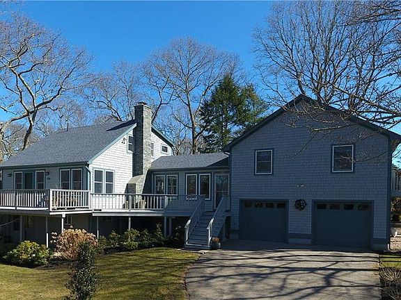 3rd image of 304 Winchester Dr