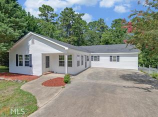 136 Louise St #16, Toccoa, GA 30577