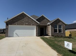 416 W Gosling Isle, Farmington, AR 72730