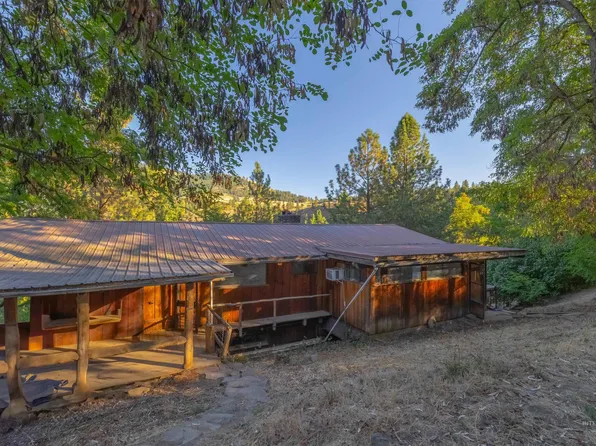 34 Bear Paw Ln, Lenore, ID 83541