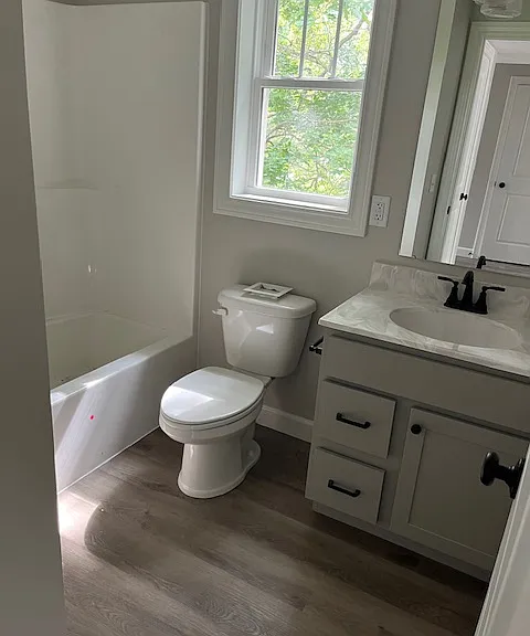 621 W Main St #621 — Photo 5