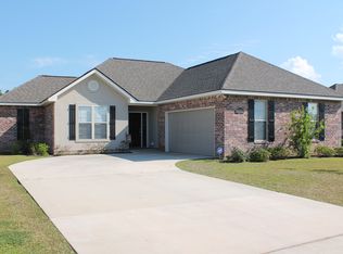 2129 Eva Ave, Ocean Springs, MS 39564