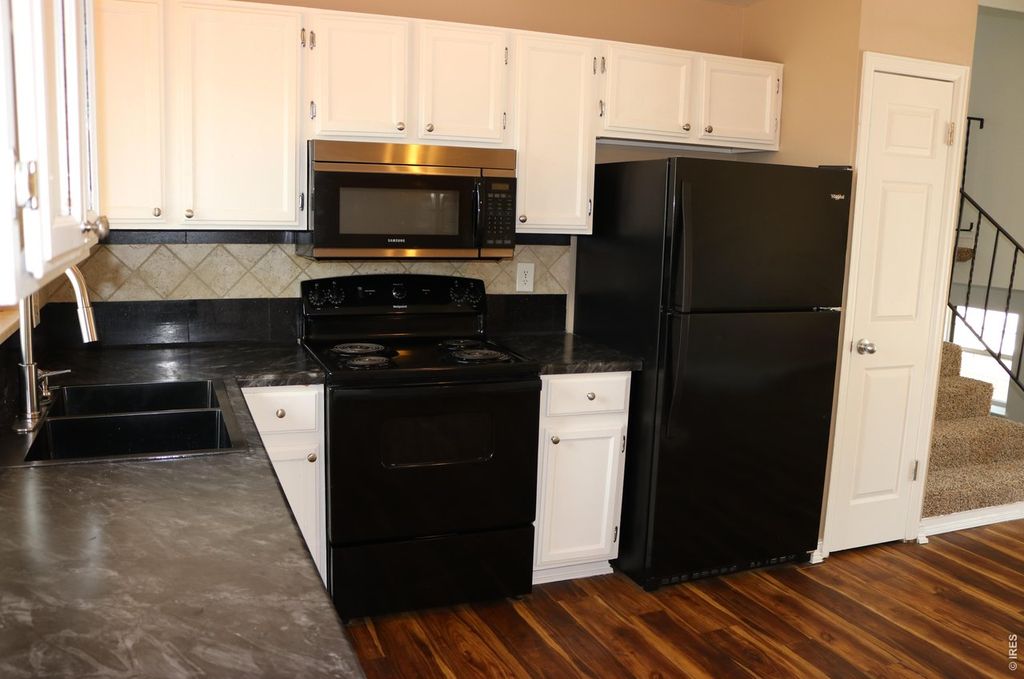 400 Goldeneye Dr