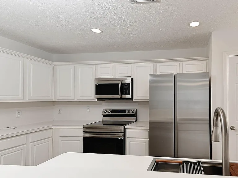 222 Blushwood Pl — Photo 10