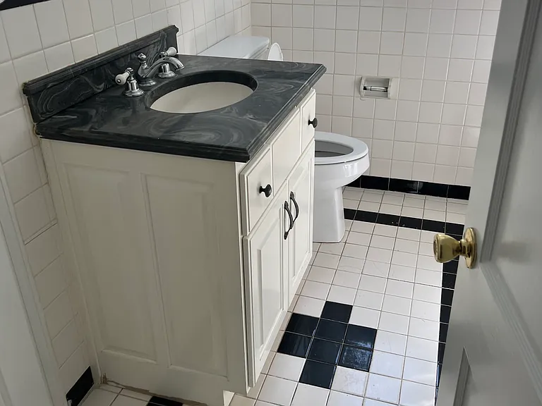 409 E Ocean View Ave #1 — Photo 3