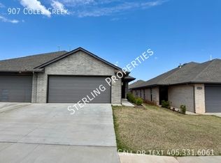 907 Coles Creek Ln, Yukon, OK 73099